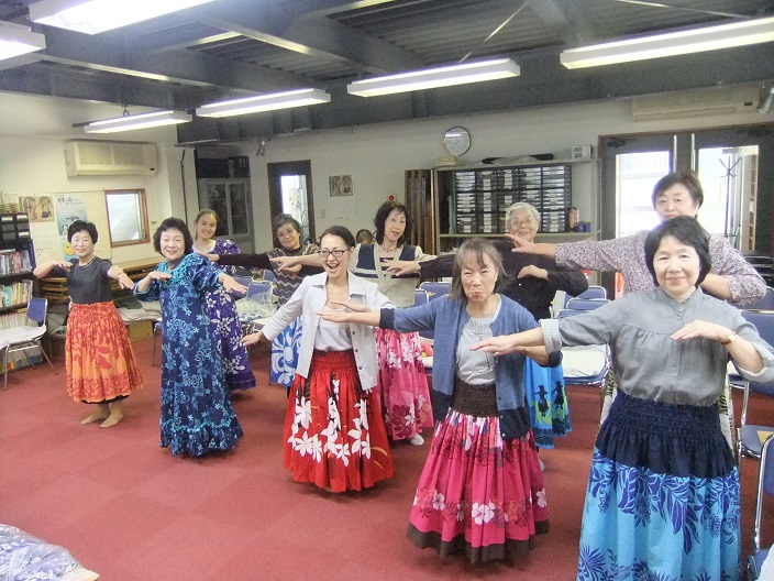 hula4